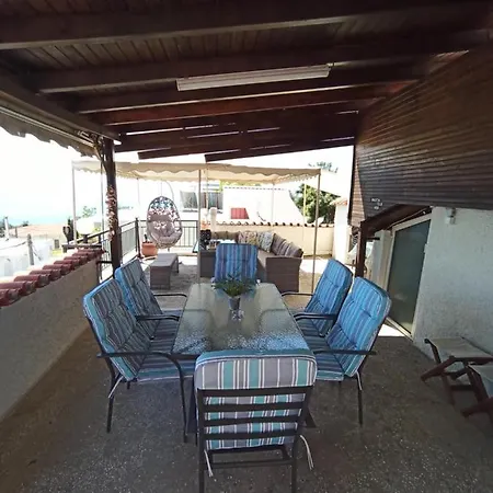 House With Amazing View Apartment