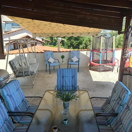 House With Amazing View Διαμέρισμα *