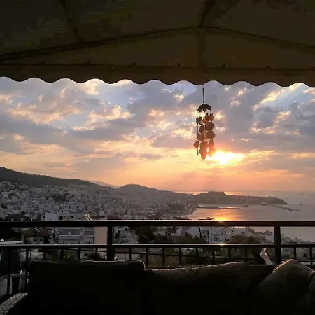 House With Amazing View *