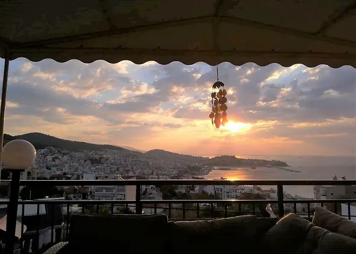House With Amazing View *